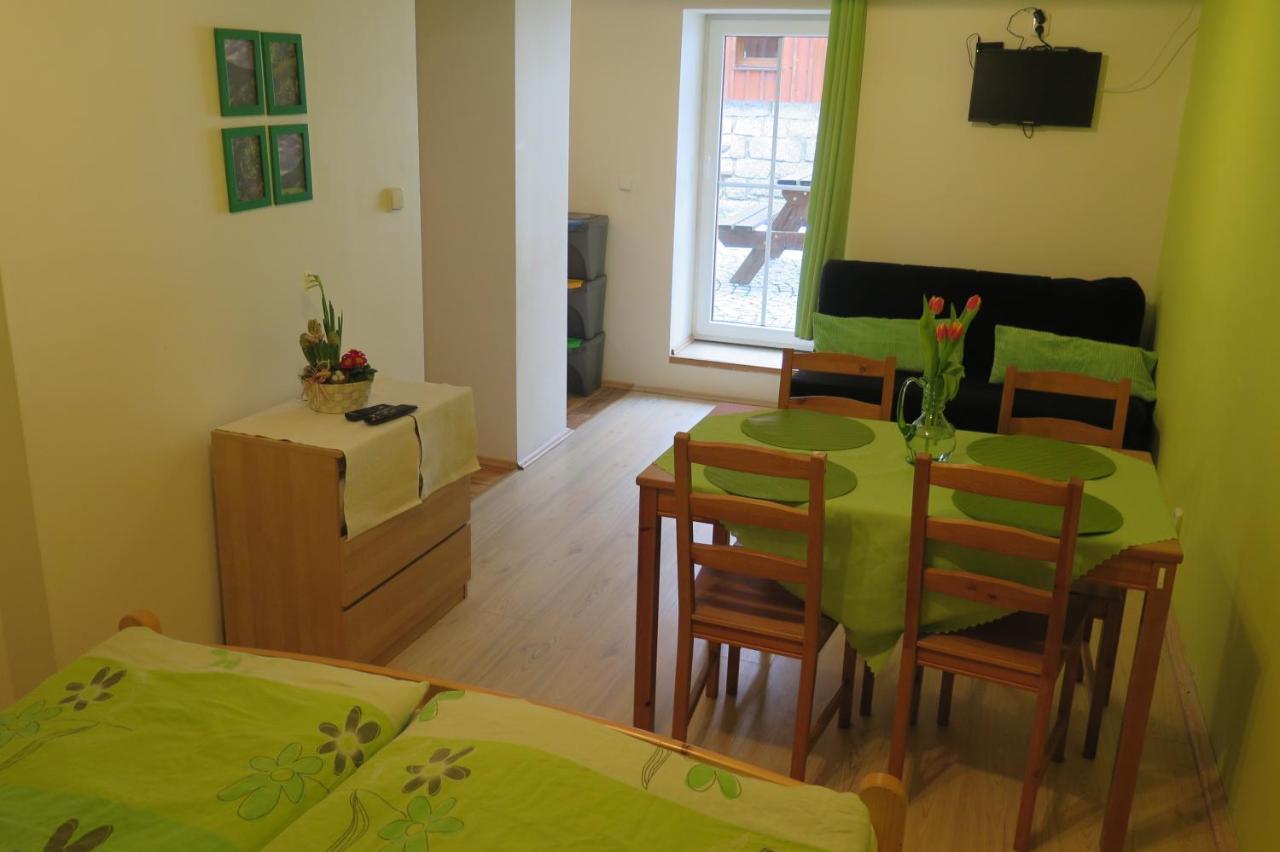 Apartments Skiareal U Vodarny Bedrichov ยาโนฟ นาด นีโซว์ ภายนอก รูปภาพ